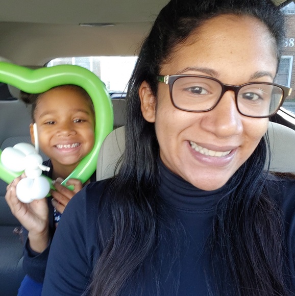 Meet your Posher, Eliana - Picture 3 of 3